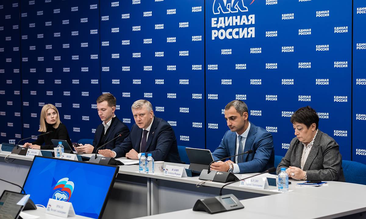 «Единая Россия» предлагает снизить административную нагрузку на малый бизнес при проведении проверок
