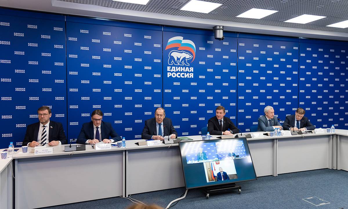 Комиссия «Единой России» по международному сотрудничеству определила ключевые направления работы