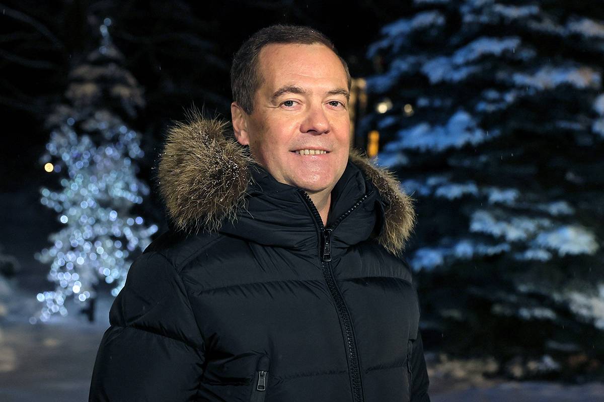 Дмитрий Медведев: В уходящем году мы вместе противостояли проблемам, с которыми столкнулось все человечество, но хорошего было немало