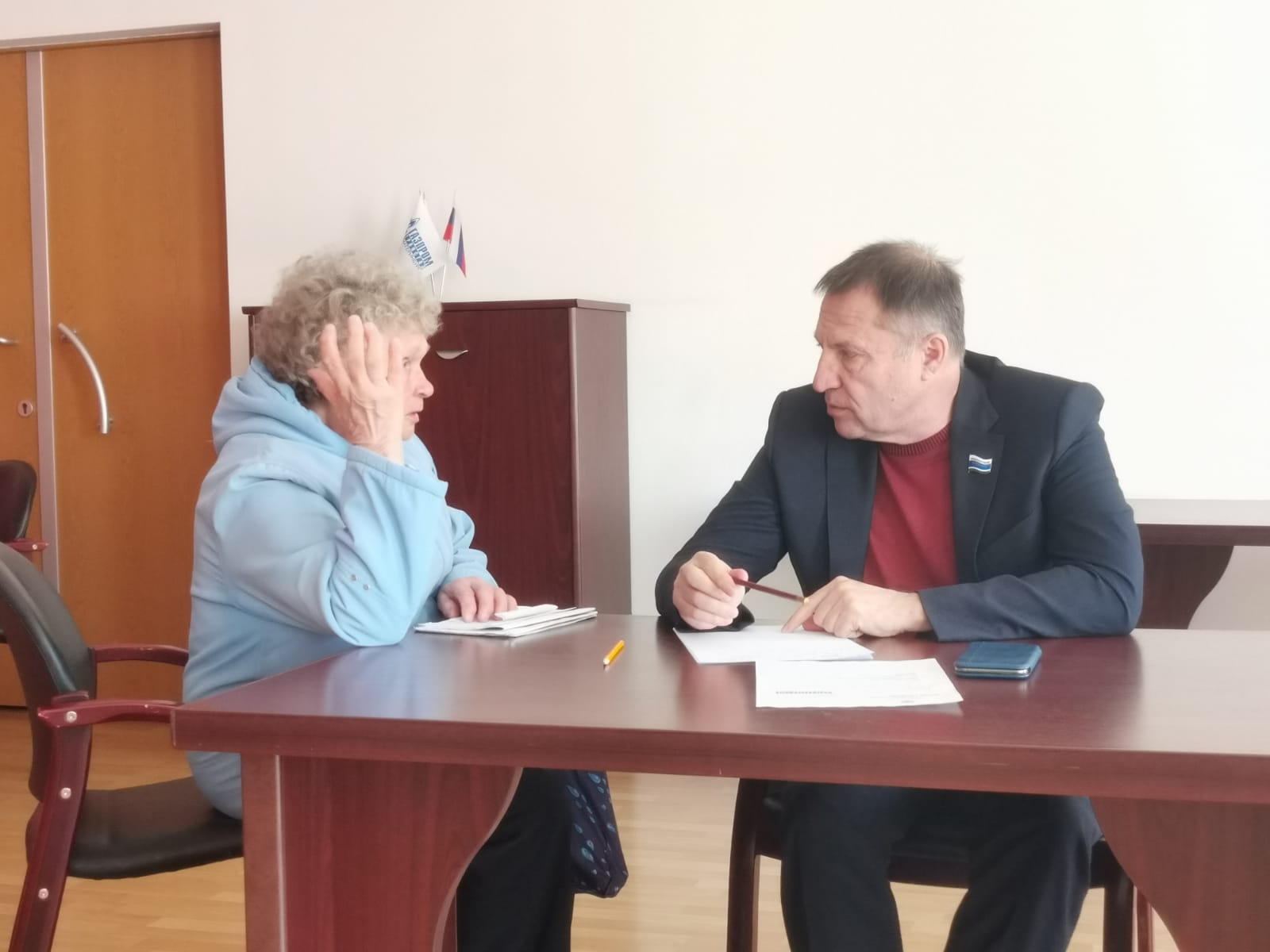 Депутат Законодательного Собрания Свердловской области Вячеслав Вегнер провёл прием граждан