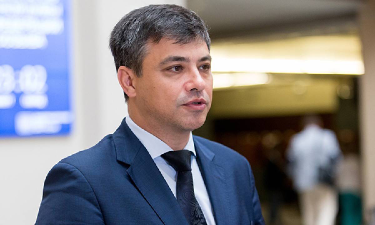 Дмитрий Морозов: «Единая Россия» обеспечит контроль за финансированием медучреждений в начале года