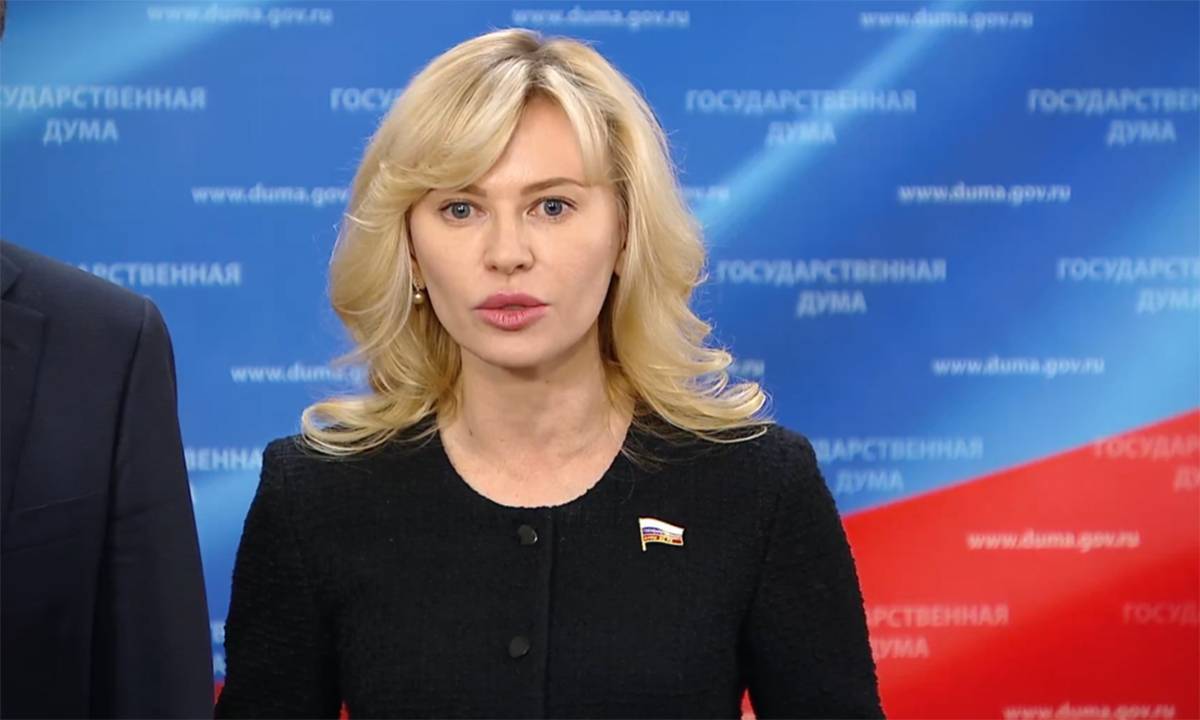Екатерина Стенякина: «Единая Россия» обеспечит упрощенную регистрацию детей-сирот