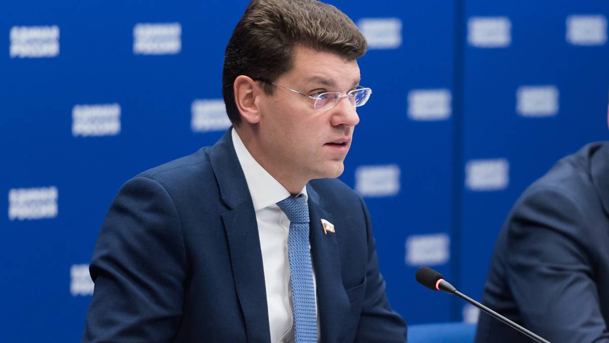 Денис Кравченко: Государство принимает меры для облегчения финансовых трудностей бизнеса