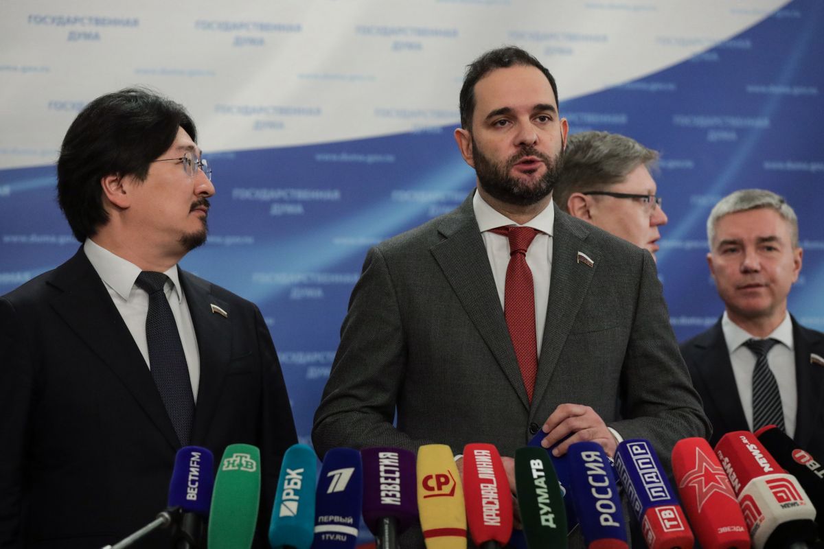 «Единая Россия» поддержит законопроект, призванный повысить качество подготовки врачей через введение института наставничества