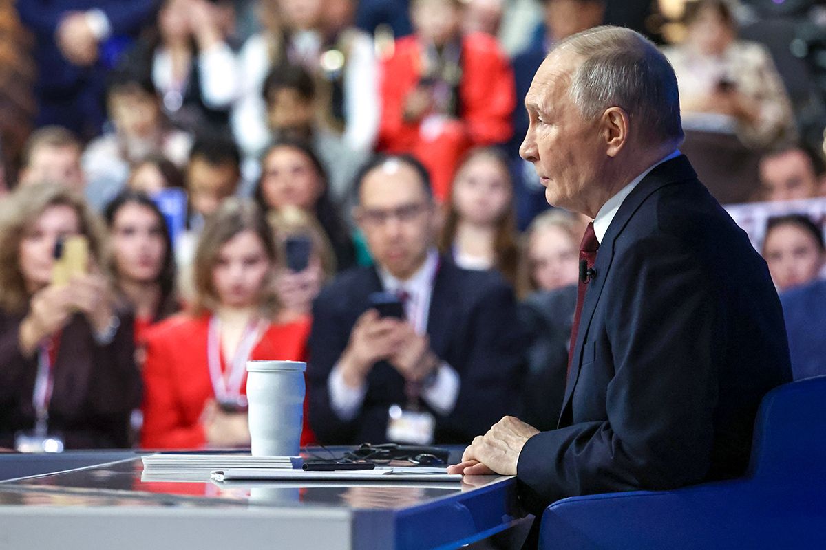 Владимир Путин: При реновации детсадов нужно решать вопрос о том, чтобы создавать ясельные группы