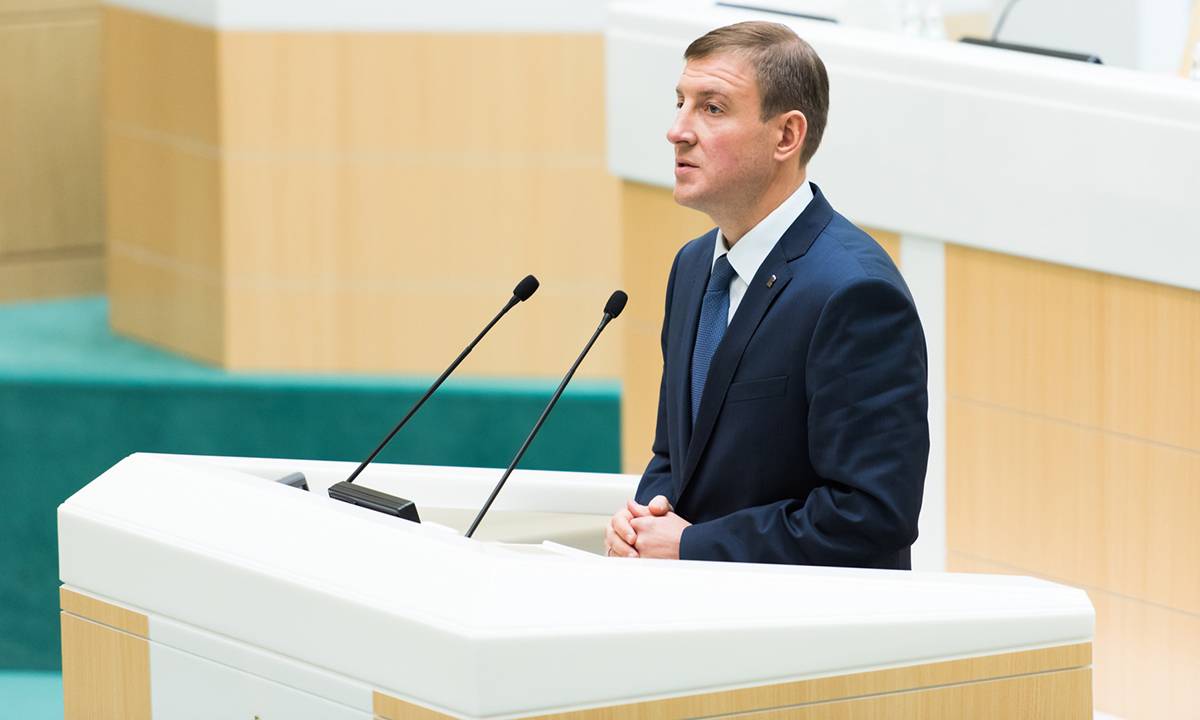 Андрей Турчак: Магистральным направлением работы Совфеда стало законодательное обеспечение Послания Президента Федеральному Собранию