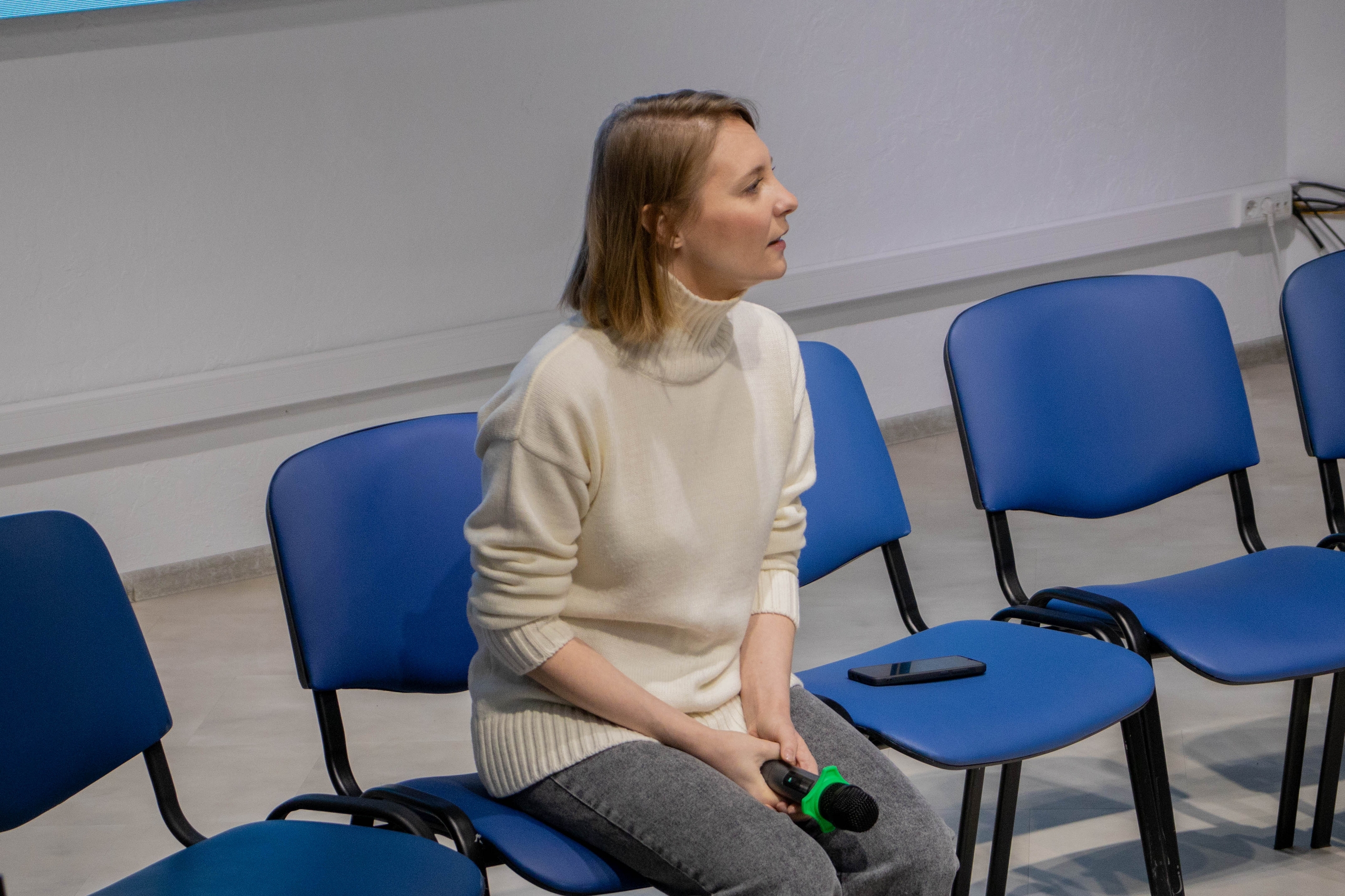 На площадке Штаба общественной поддержки прошла встреча с психологом в рамках подготовки к конкурсу «Главная Бабушка Екатеринбурга - 2026».