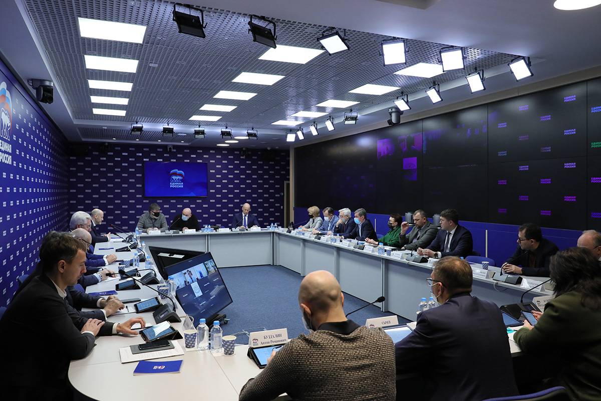 Минздрав и Минэкономразвития поддерживают инициативу «Единой России» о дистанционной продаже рецептурных лекарств