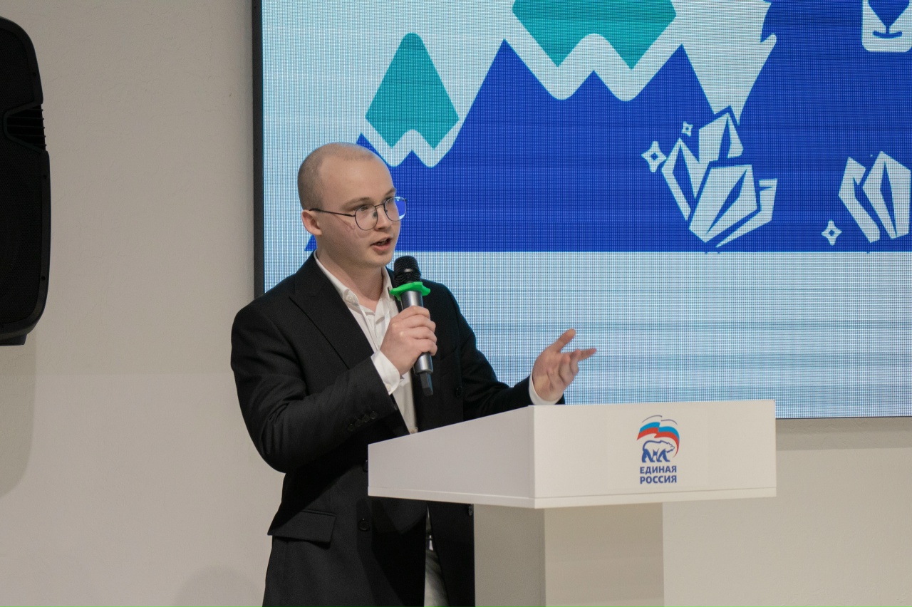 На площадке Штаба общественной поддержки состоялась научно-практическая конференция "Модель Федерального Собрания Российской Федерации"