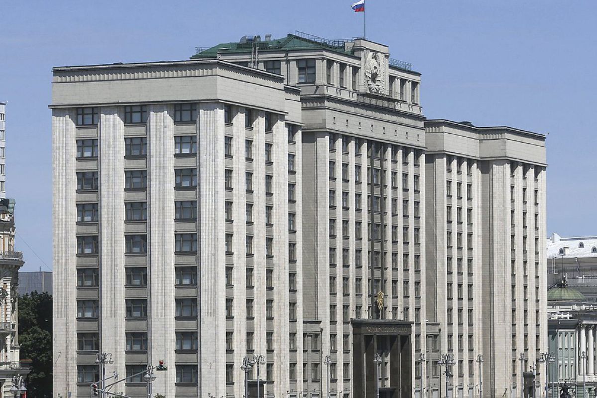 Госдума приняла в первом чтении законопроект «Единой России» о продлении льгот для достигших совершеннолетия детей военнослужащих