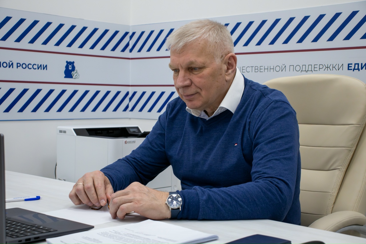 На площадке Штаба общественной поддержки партии «Единая Россия» в Свердловской Области прошел Всероссийский день оказания бесплатной юридической помощи.