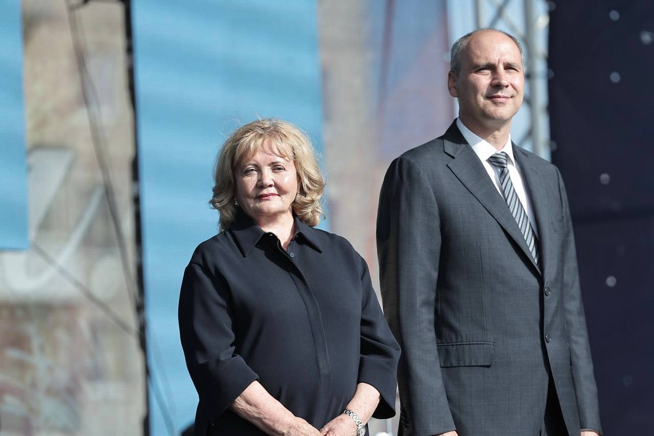 Денис Паслер обратился к тысячам жителей Богдановича в День города