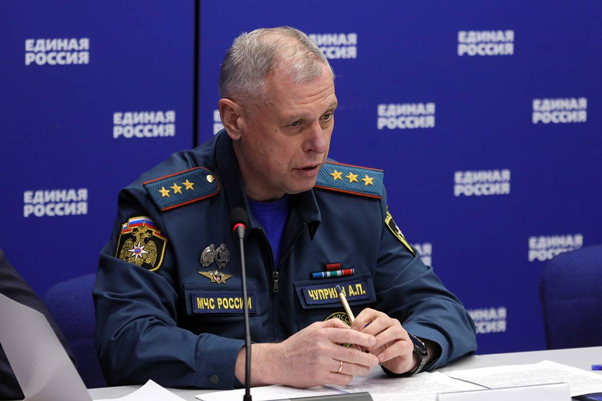 Александр Чуприян: «Единая Россия» собрала 60% всей гуманитарной помощи беженцам из Донбасса