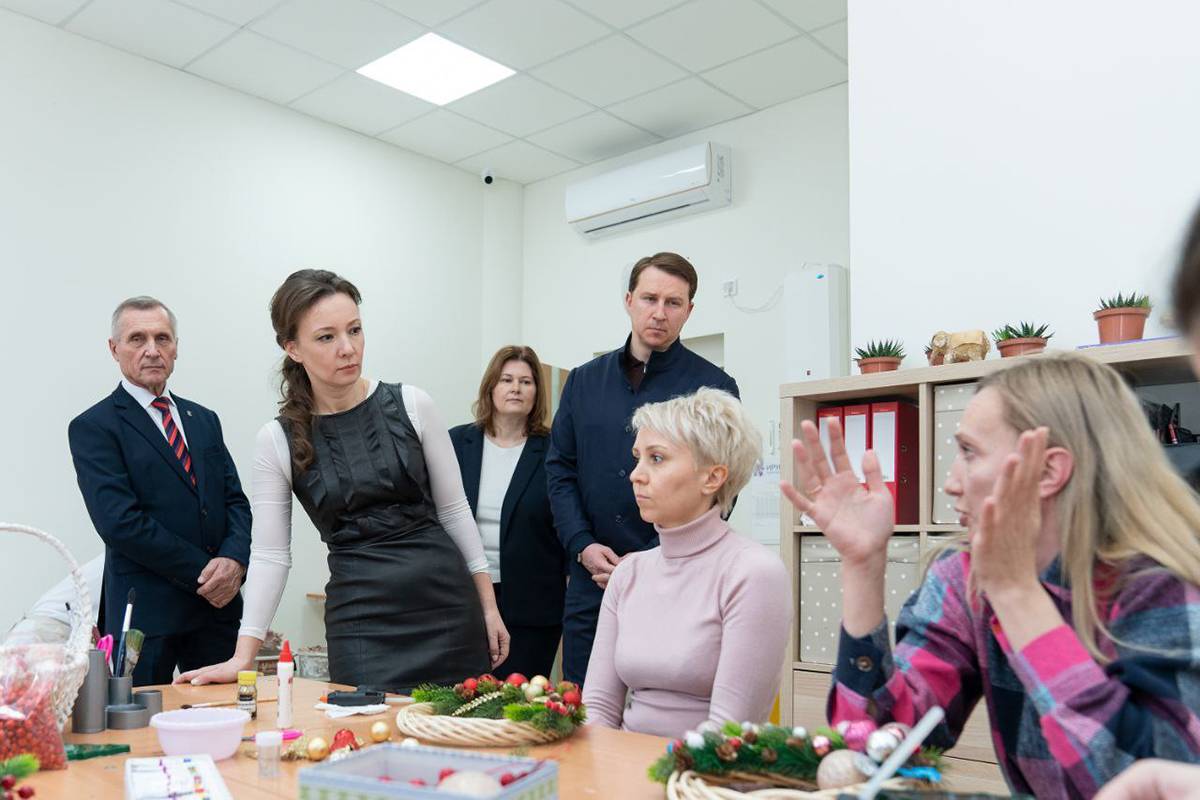 Анна Кузнецова: Штаб «Единой России» по гуманитарному сотрудничеству помогает выстроить систему реабилитации детей и взрослых из Донбасса и новых территорий