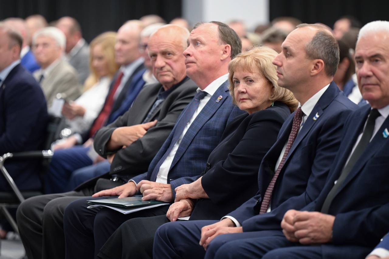 Предвыборная программа Дениса Владимировича Паслера единогласно поддержана однопартийцами на конференции регионального отделения «Единой России».