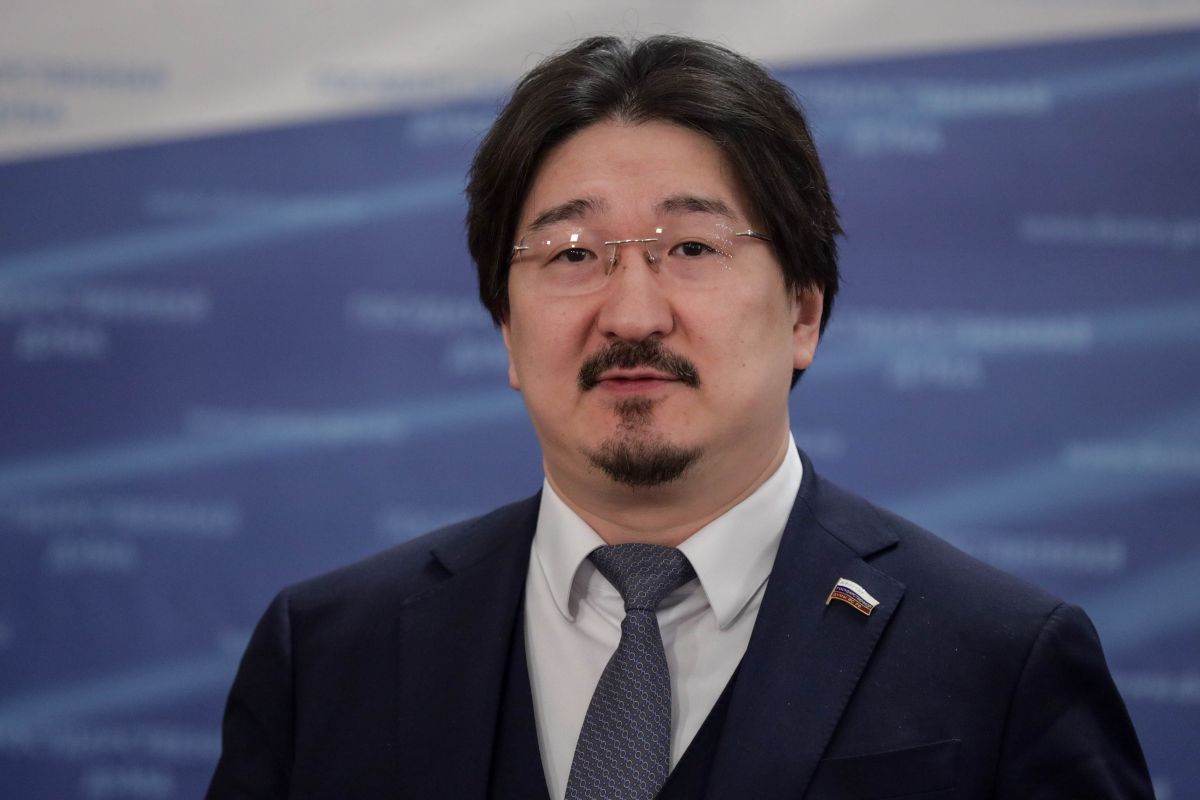 Бадма Башанкаев: «Единая Россия» предлагает упростить ввоз в страну и обращение препаратов для лечения редких заболеваний