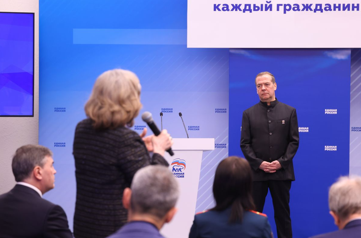 Дмитрий Медведев: При подготовке новой Народной программы «Единой России» нужно готовить законодательные инициативы в сфере жилищного строительства
