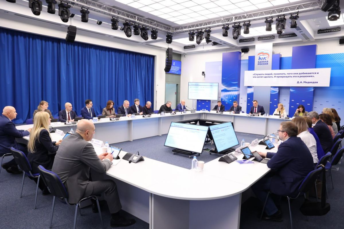 «Единая Россия» предложила разработать стандарты оказания психологической поддержки участникам СВО