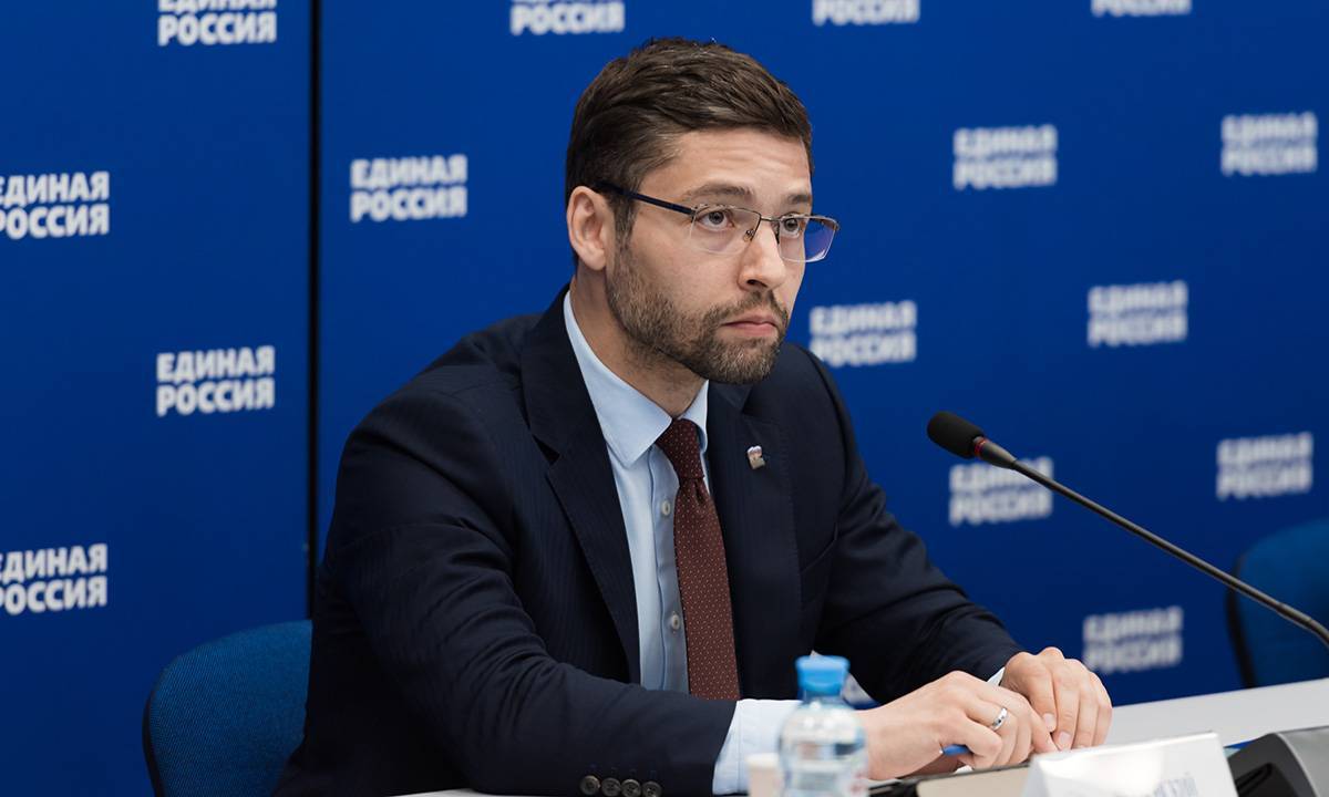 «Единая Россия» помогла добиться прекращения уголовного дела госинспектора, задержавшего браконьеров