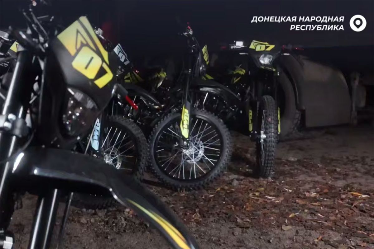 «Единая Россия» и фонд «Наша Правда» передали спецтехнику участникам СВО на Красноармейском направлении