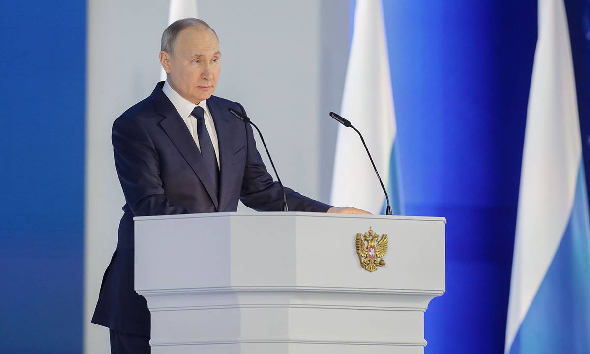 Закупка школьных автобусов, поддержка беременных и молодых семей, повышение доступности детского отдыха – Президент поддержал инициативы «Единой России» в своем Послании