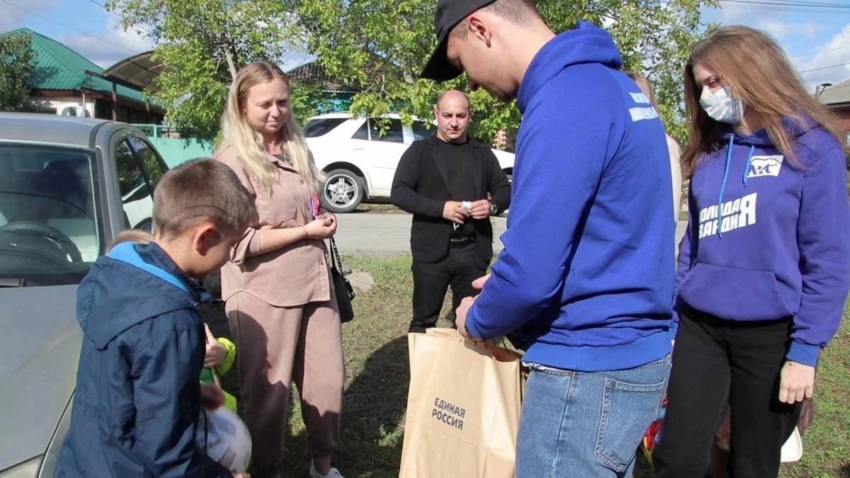 Почти две тысячи активистов «Молодой Гвардии Единой России» оказывают помощь семьям мобилизованных по всей стране