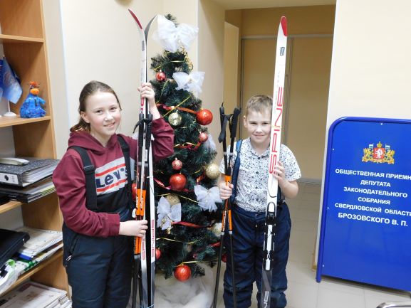 Вячеслав Брозовский выполнил желание юных спортсменов