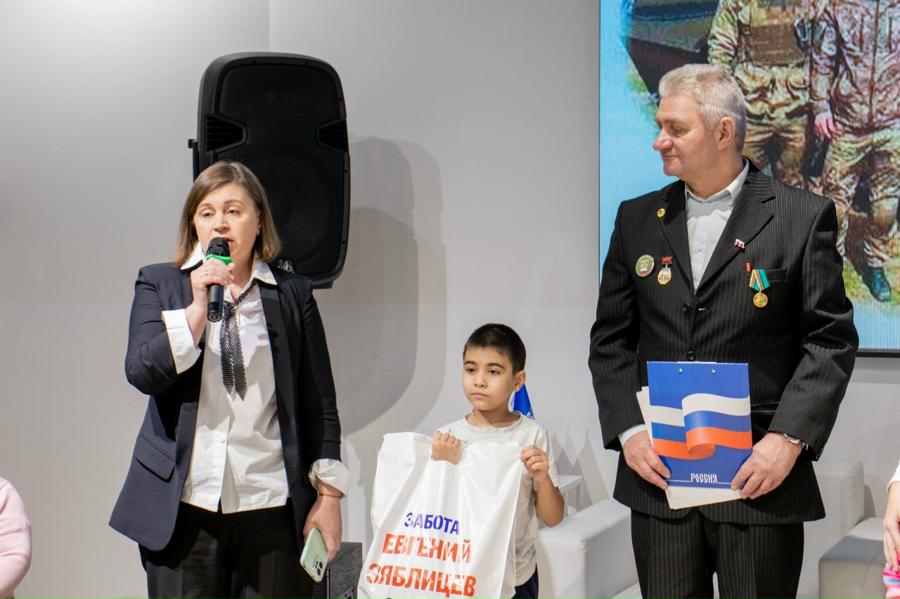 На площадке Штаба общественной поддержки в Свердловской области состоялся благотворительный концерт для родственников погибших на СВО уральцев