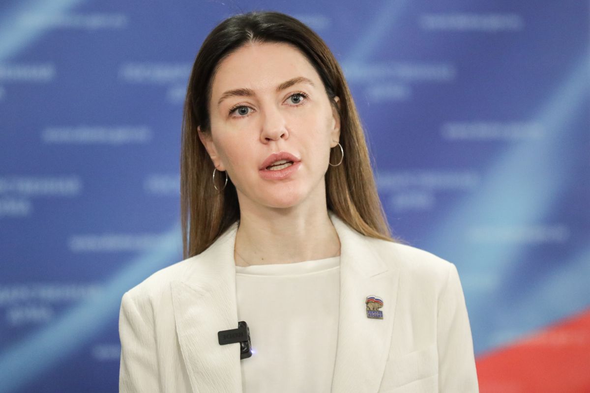 Алёна Аршинова: Поправками «Единой России» предусмотрено дополнительно 2,2 миллиарда рублей на капремонт школ