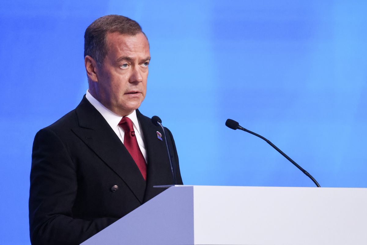 Дмитрий Медведев: «Единая Россия» не позволит своре ненавистников России уничтожить её