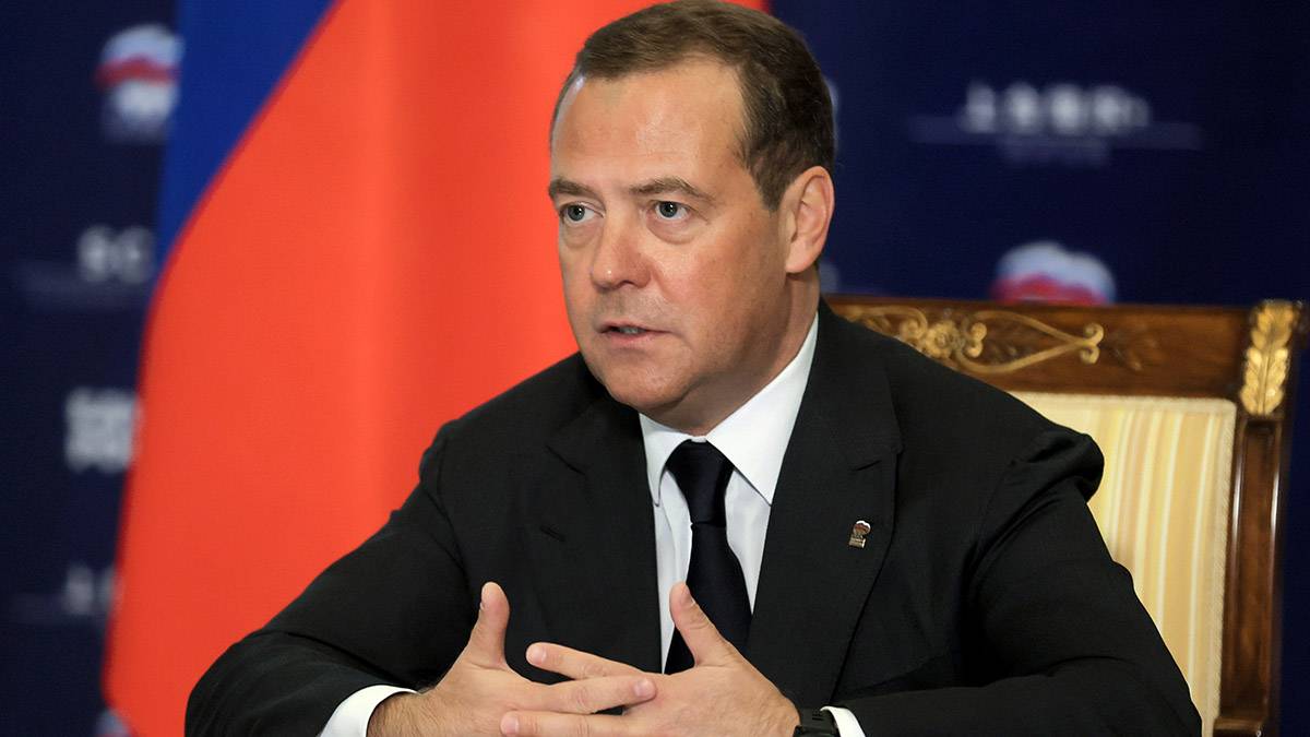 Дмитрий Медведев обозначил глобальные вызовы, спровоцированные пандемией