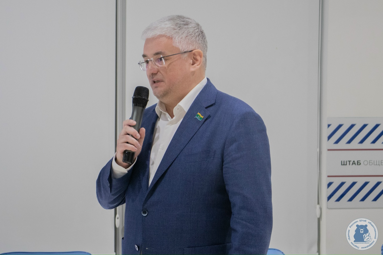 На площадке Штаба общественной поддержки состоялась "Волшебная сказка", приуроченная к Новому Году