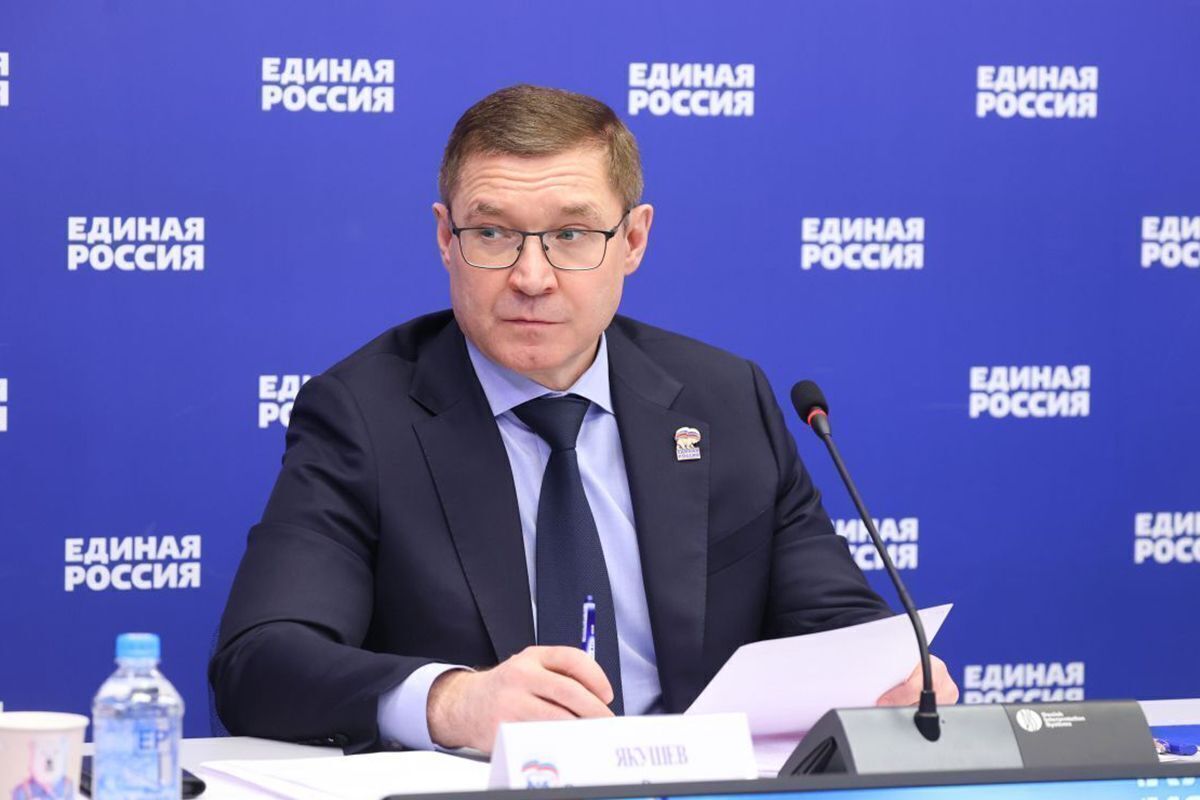 Владимир Якушев поручил «Единой России» в регионах усилить внимание к работе по подготовке отзывов на проекты федеральных законов по предметам совместного ведения