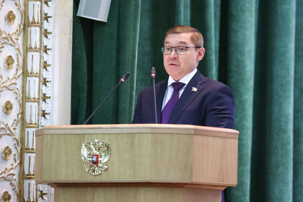 Владимир Якушев: Работа прокуратуры — важный ориентир для парламентариев, способствующий дальнейшему совершенствованию законодательства