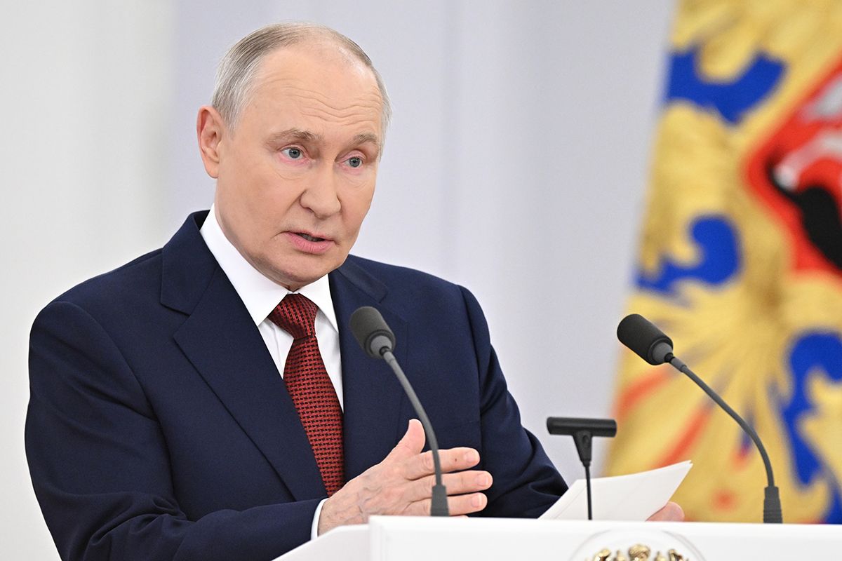 Президент поручил в ходе избирательной кампании особое внимание уделить общению с людьми и сбору их наказов