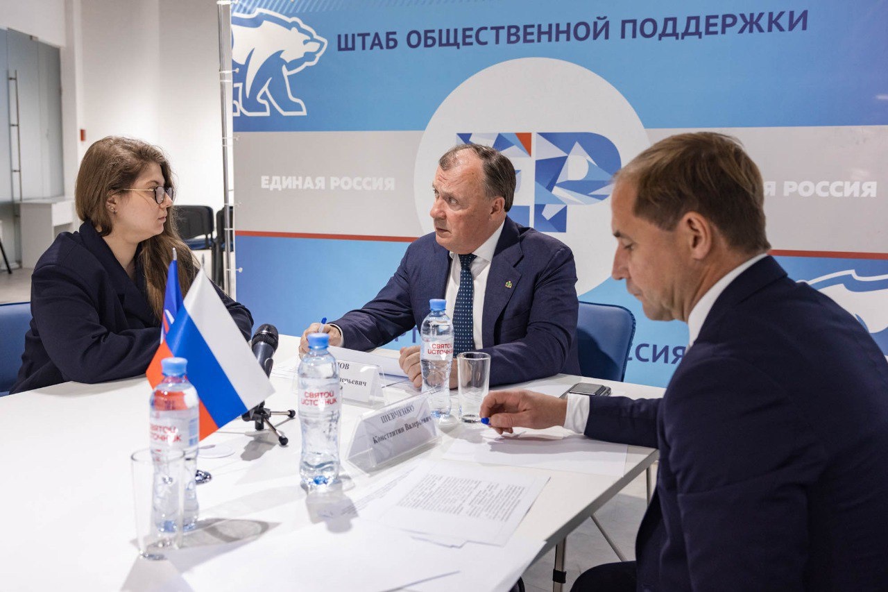 Алексей Орлов провел прием граждан в Штабе общественной поддержки