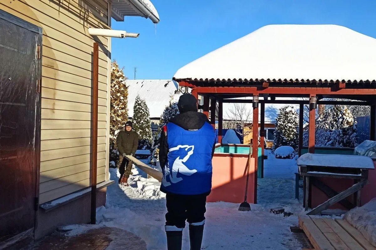 Волонтёры «Единой России» восстановили 90 домов в Курском приграничье