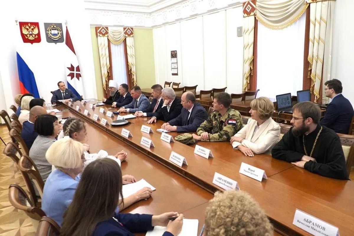 «Единая Россия» организует мониторинг реализации государственной политики по сохранению и укреплению традиционных ценностей