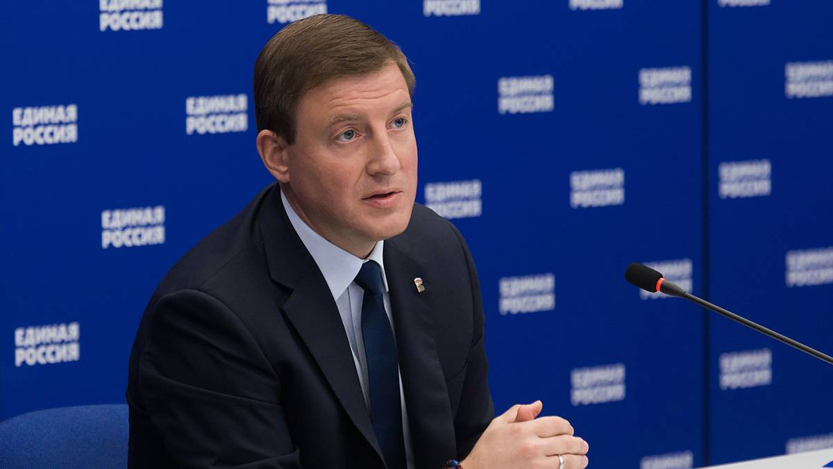 «Единая Россия» предлагает ввести ответственность за призывы не работать с российскими компаниями, попавшими под санкции