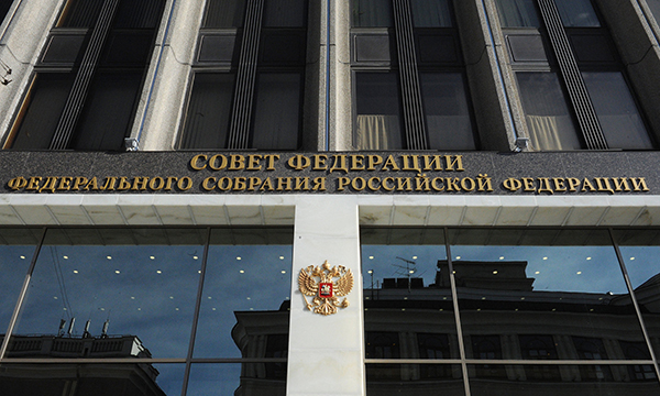 Совфед одобрил закон «Единой России» о защите пенсионеров и МСП от взысканий за долги