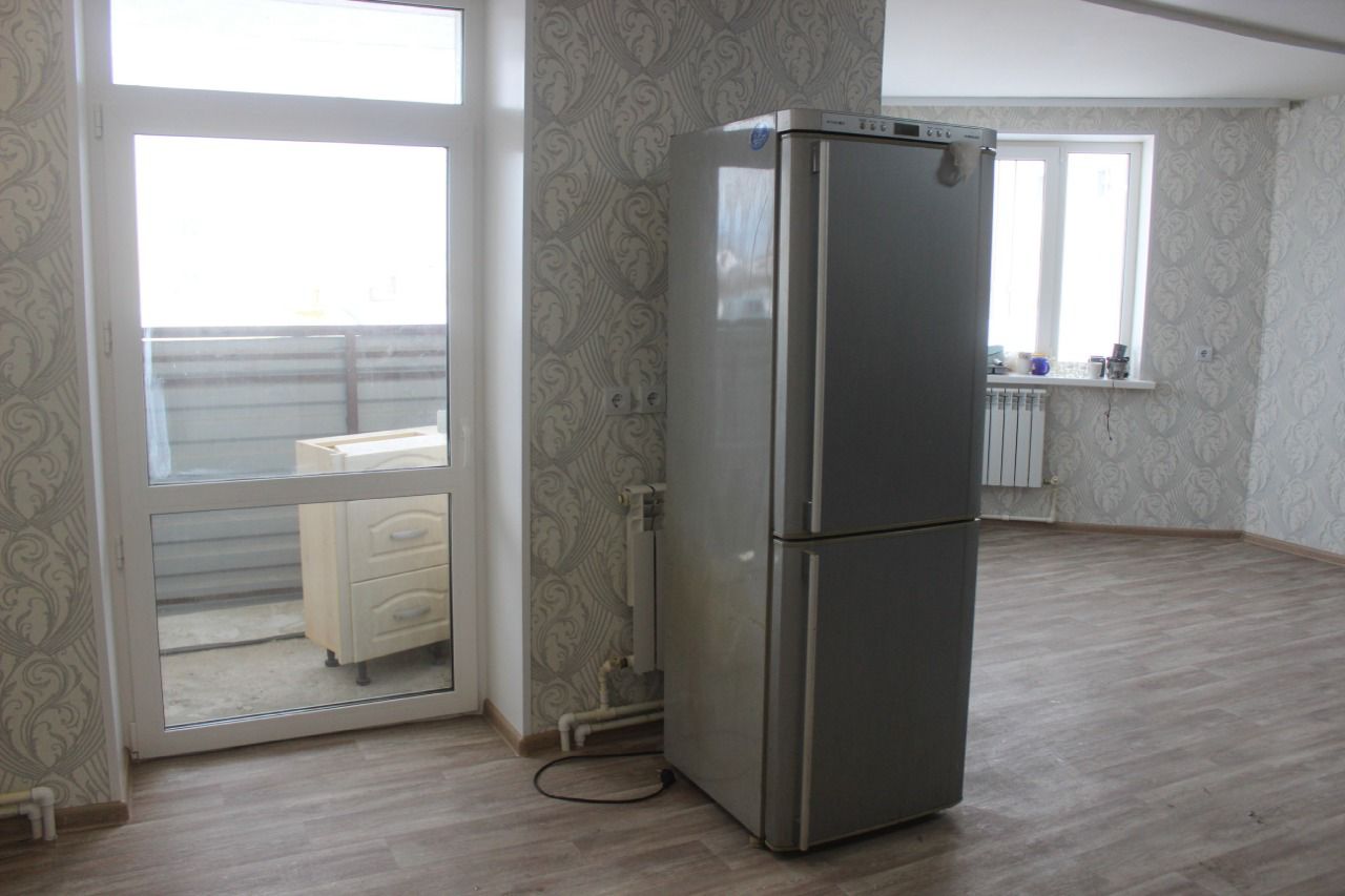 Сергей  Бидонько, депутат Государственной Думы ФС РФ выделил деньги на ремонт в квартире инвалида