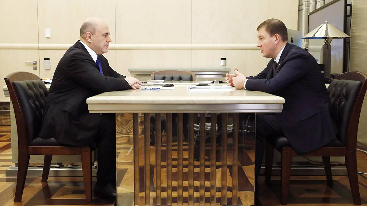 Андрей Турчак и Михаил Мишустин обсудили выполнение поручений Президента по итогам первого Социального онлайн-форума «Единой России»