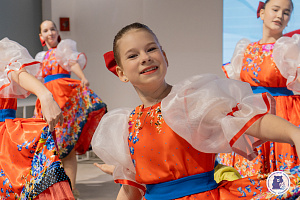 В Штабе общественной поддержки «Единой России» в Свердловской области в преддверии Дня народного единства прошел концерт для участников СВО и членов их семей