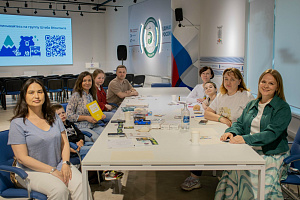На площадке Штаба общественной поддержки прошла встреча, посвящённая воссоединению поколений.