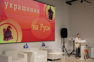 На площадке Штаба общественной поддержки прошел 9-й открытый городской фестиваль-конкурс по декоративно-прикладному искусству "Краски на стекле"